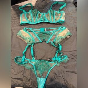 Elegant Teal Lace Lingerie Set bra - thongs- belt